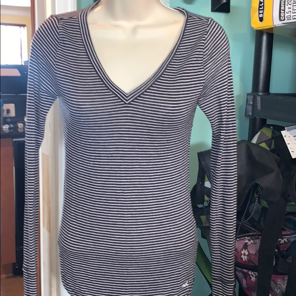 Long sleeve black and white striped top